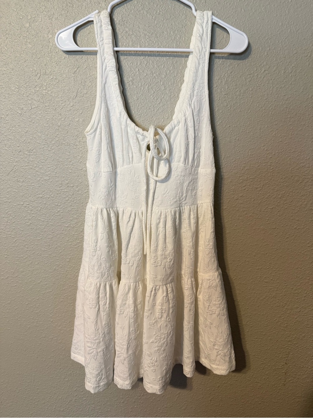 emory park White Textured Tie-Front Tiered Mini Dress